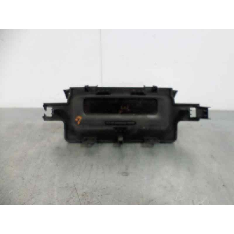Recambio de pantalla multifuncion para renault megane ii berlina 5p luxe privilege referencia OEM IAM 8200107839  