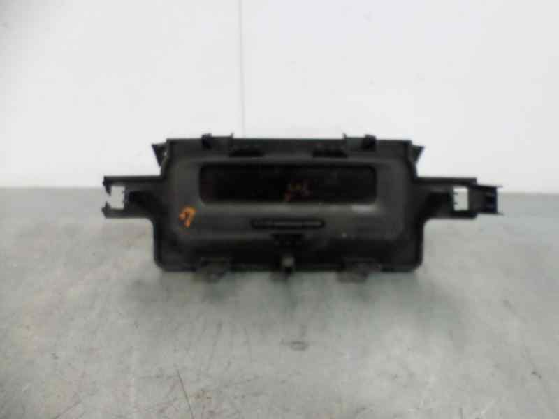 Recambio de pantalla multifuncion para renault megane ii berlina 5p luxe privilege referencia OEM IAM 8200107839  