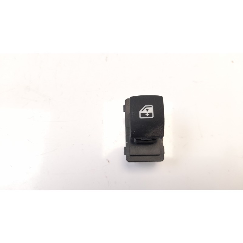 Recambio de mando elevalunas trasero derecho para jeep compass ii 1.4 m-air cat referencia OEM IAM 6BZ30LXHAA  