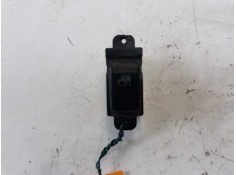 Recambio de mando elevalunas trasero derecho para kia rio 1.3 cat referencia OEM IAM 935762D000  
