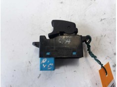 Recambio de mando elevalunas trasero derecho para kia rio 1.3 cat referencia OEM IAM 935762D000   2