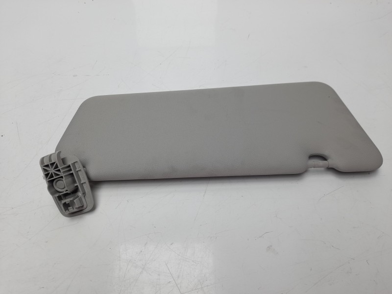 Recambio de parasol izquierdo para renault clio iv technofeel referencia OEM IAM 964012136R  