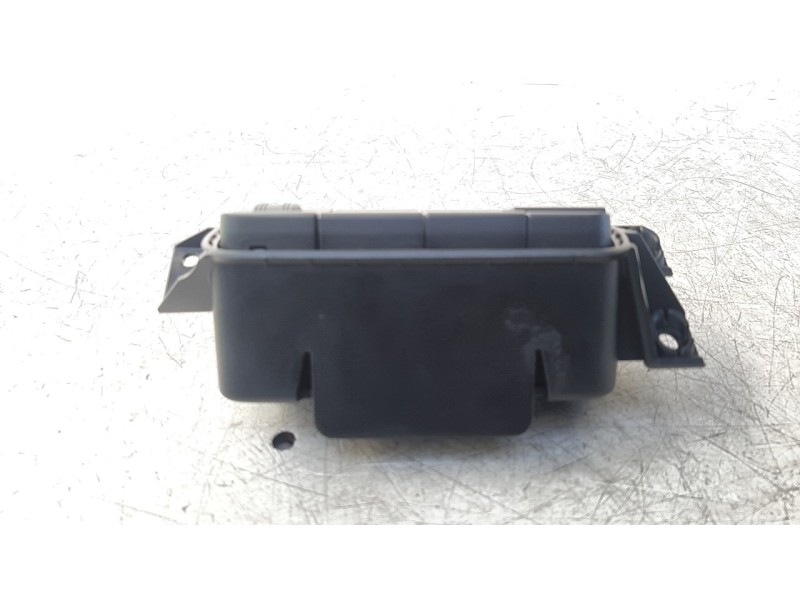Recambio de mando multifuncion para kia rio (yb) 1.2 cat referencia OEM IAM 84757H8AA0  