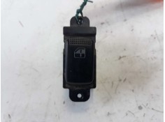 Recambio de mando elevalunas trasero derecho para kia rio 1.3 cat referencia OEM IAM 935762D000  