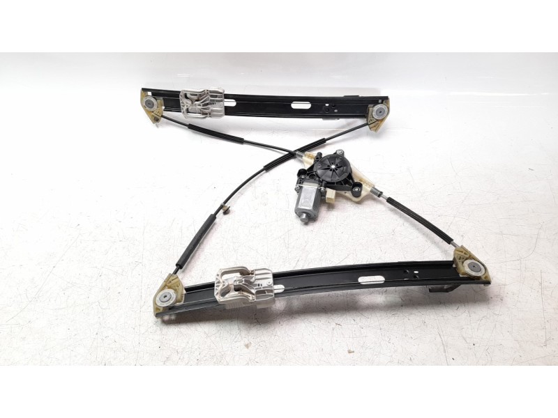 Recambio de elevalunas delantero izquierdo para seat leon (5f1) 1.6 tdi referencia OEM IAM 5F4837461D  