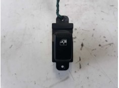 MANDO ELEVALUNAS DELANTERO DERECHO 935811G000 935811G000 
