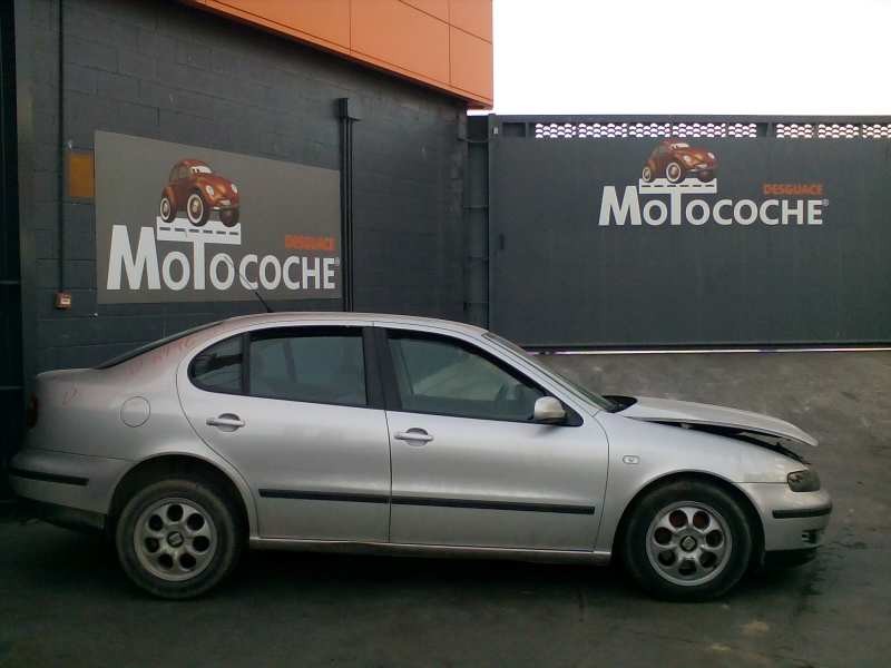 seat toledo (1m2) del año 2001