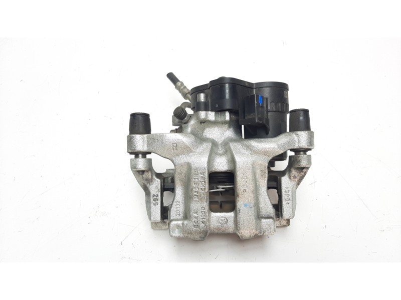 Recambio de pinza de freno trasera derecha para mazda 3 berlina (bp) referencia OEM IAM BCKA26980A  