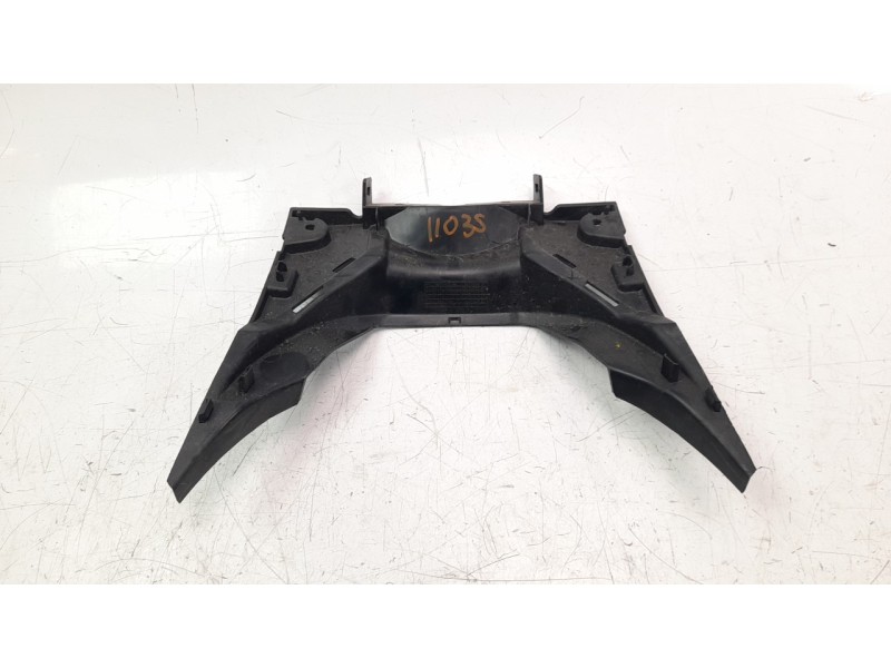 Recambio de moldura para yamaha x-max 125 referencia OEM IAM B74F842M00  