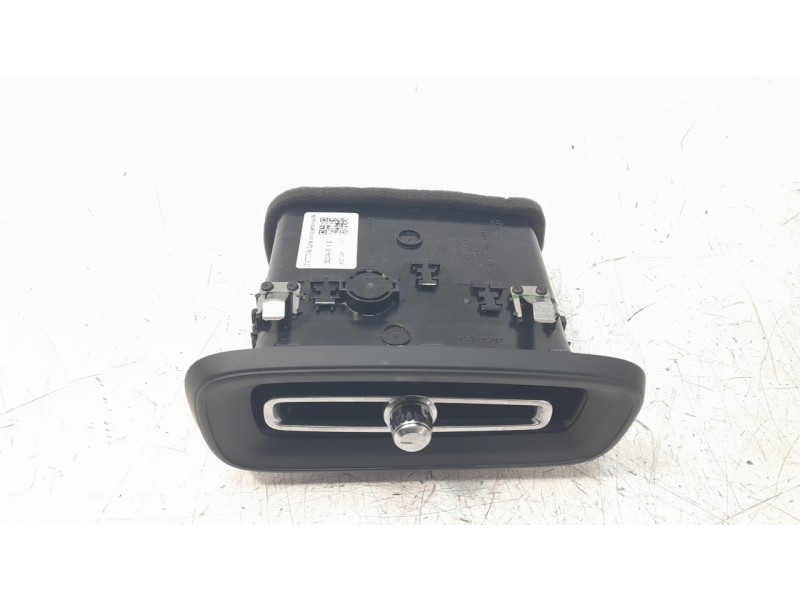 Recambio de aireador derecho para volvo xc 40 1.5 cat referencia OEM IAM 31442626  