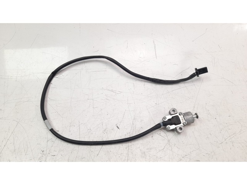 Recambio de interruptor para yamaha x-max 125 referencia OEM IAM B74H256600  