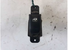 Recambio de mando elevalunas trasero derecho para hyundai santa fe (sm) 2.0 crdi cat referencia OEM IAM 935753C010  