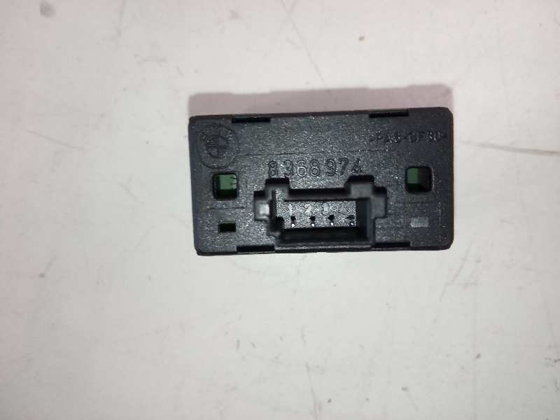 Recambio de mando elevalunas trasero derecho para bmw serie 7 (e38) referencia OEM IAM 8368974  