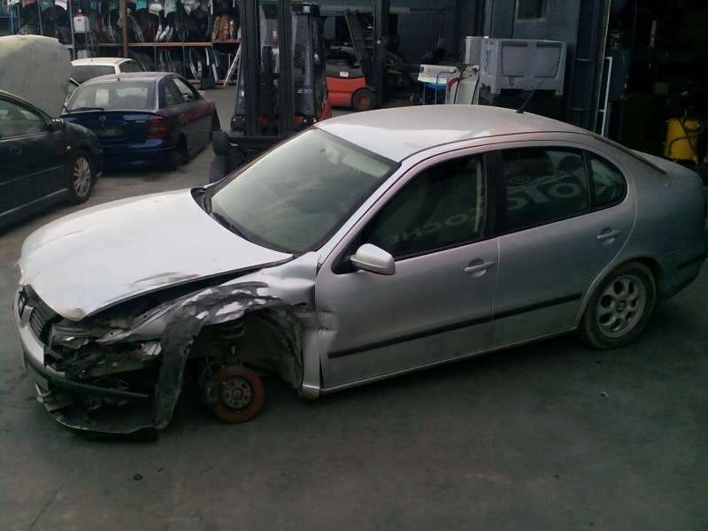 seat toledo (1m2) del año 2001