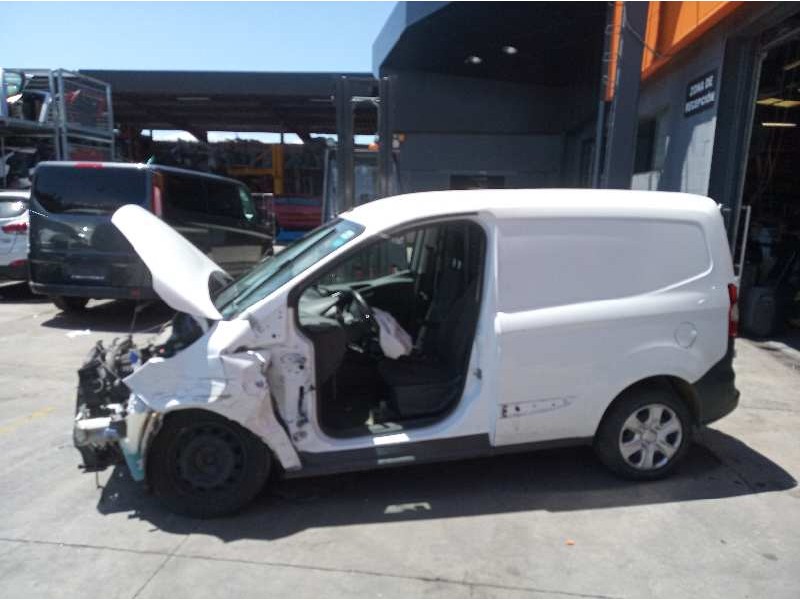 ford transit courier del año 2018