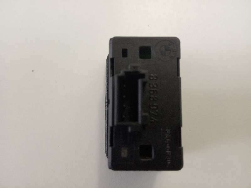 Recambio de mando elevalunas trasero izquierdo para bmw serie 7 (e38) referencia OEM IAM 8368974  