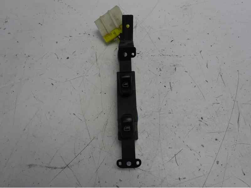 Recambio de mando elevalunas delantero izquierdo para nissan primera berlina (p11) referencia OEM IAM   