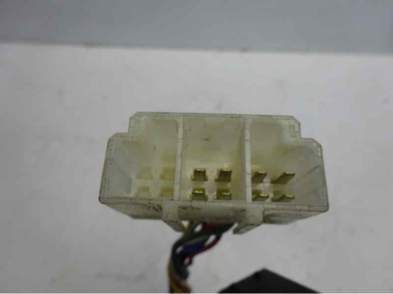 Recambio de mando elevalunas delantero izquierdo para nissan primera berlina (p11) referencia OEM IAM   