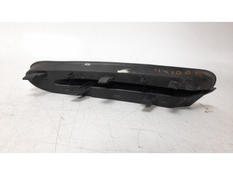 Recambio de moldura para opel mokka 1.6 cdti dpf referencia OEM IAM 95235063 107166119 