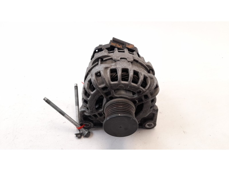 Recambio de alternador para renault twingo iii 1.0 sce referencia OEM IAM 231006007R ALF070501 A10790