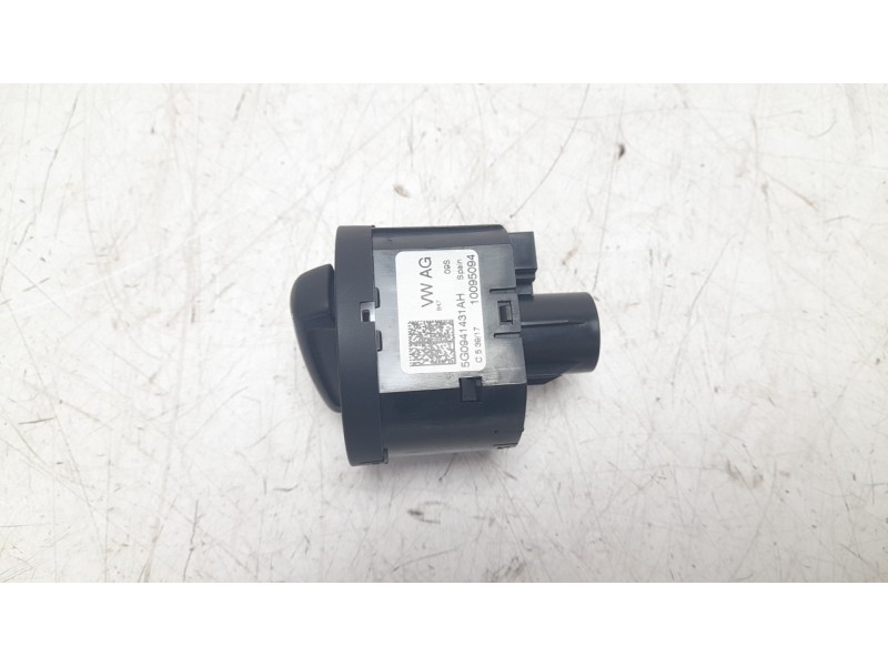 Recambio de mando luces para seat leon (5f1) 1.6 tdi referencia OEM IAM 5G094143AH  