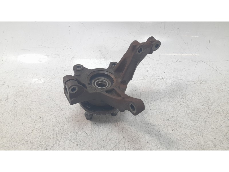 Recambio de mangueta delantera derecha para dacia sandero stepway referencia OEM IAM 400143444R  