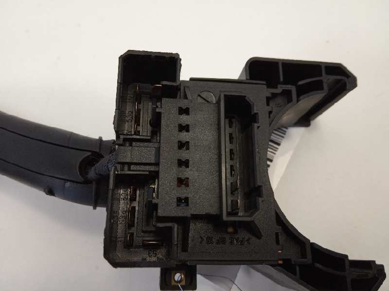 Recambio de mando limpia para volkswagen golf iv berlina (1j1) conceptline referencia OEM IAM 4B0953503F  