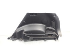 Recambio de molduras traseras para kia sportage 1.7 crdi cat referencia OEM IAM   