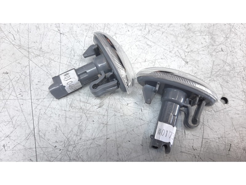 Recambio de piloto lateral derecho para peugeot 307 (s1) xt referencia OEM IAM 6325G3  