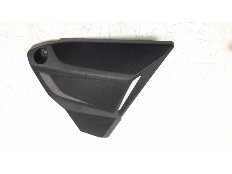 Recambio de moldura para bmw r 1250 gs r 1250 gs adventure referencia OEM IAM 46638523156  