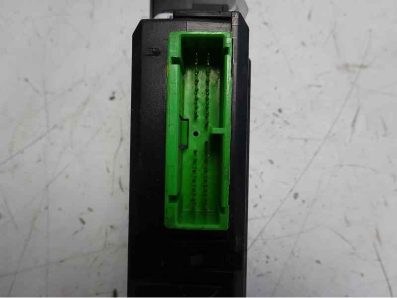 Recambio de mando elevalunas delantero derecho para volvo s60 berlina d5 momentum (136kw) (2004) referencia OEM IAM 30746075  