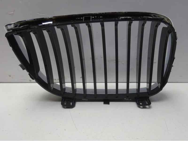 Recambio de rejilla delantera para bmw serie 1 berlina (e81/e87) referencia OEM IAM 51137166439 107061305 BM1212004