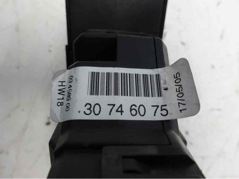 Recambio de mando elevalunas delantero derecho para volvo s60 berlina d5 momentum (136kw) (2004) referencia OEM IAM 30746075  