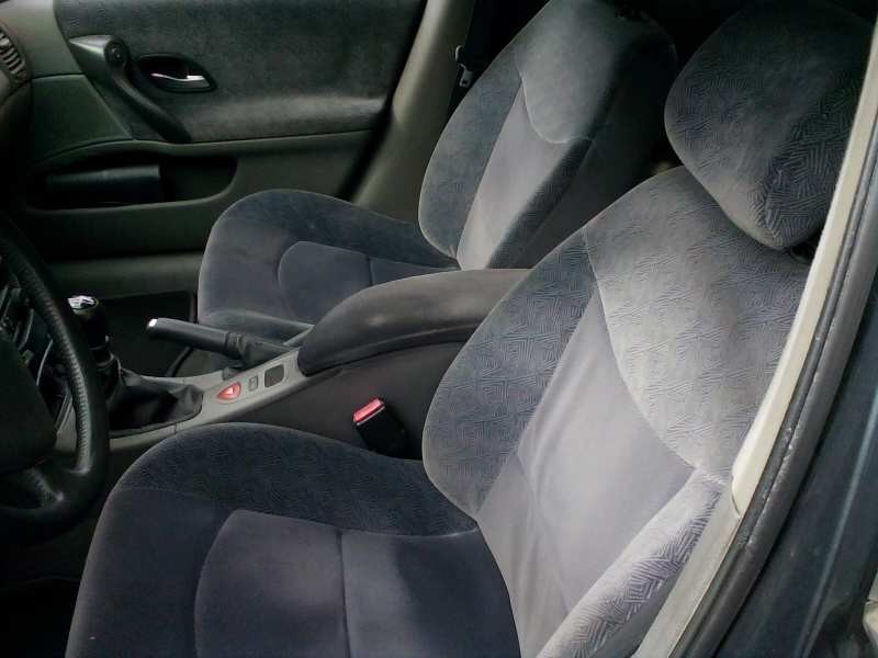 renault laguna ii (bg0) del año 2002