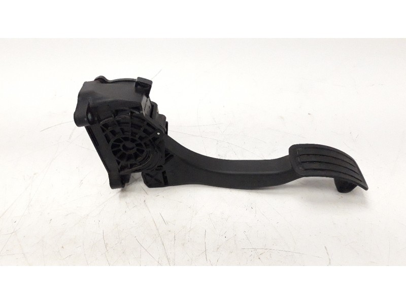 Recambio de potenciometro pedal para opel vivaro furgón 1.5 cdti dpf referencia OEM IAM 9838028180  