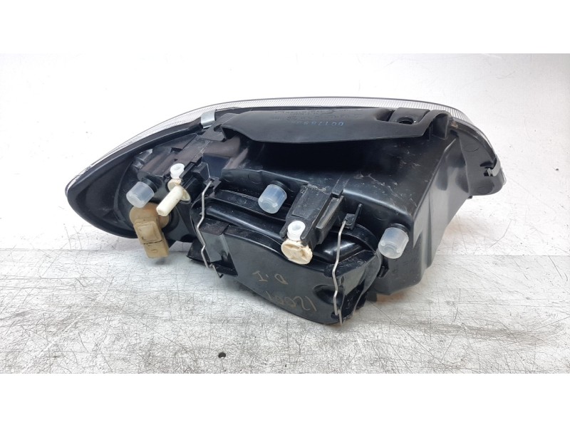 Recambio de faro izquierdo para seat ibiza (6k) glx referencia OEM IAM 6K1941043A 10121121002 ST0314904