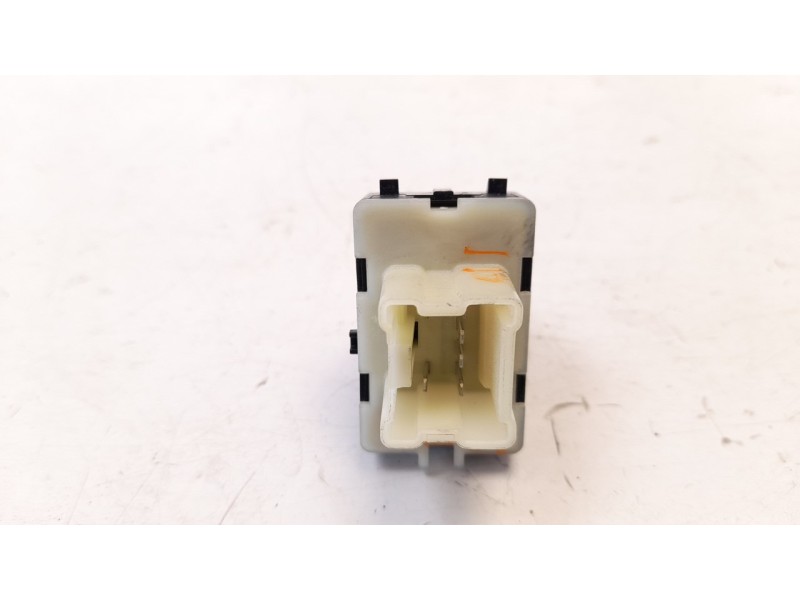 Recambio de mando elevalunas delantero derecho para renault twingo iii 1.0 sce referencia OEM IAM 254217475R  