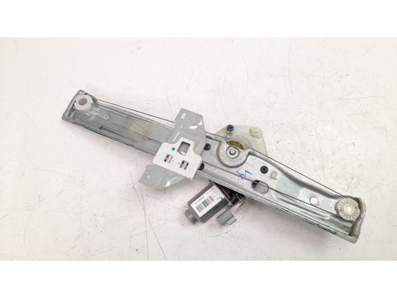 Recambio de elevalunas delantero derecho para ford ka+ 1.2 ti-vct cat (3 cil.) referencia OEM IAM E3B5A23200  