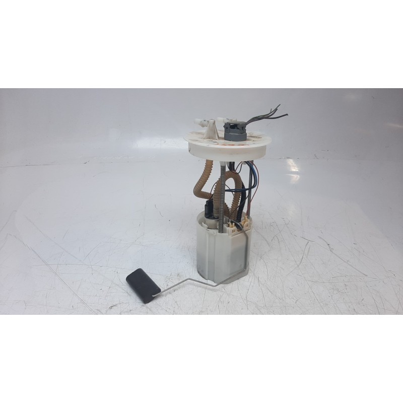 Recambio de bomba combustible para ford ecosport 1.5 ti-vct cat referencia OEM IAM 1825590  
