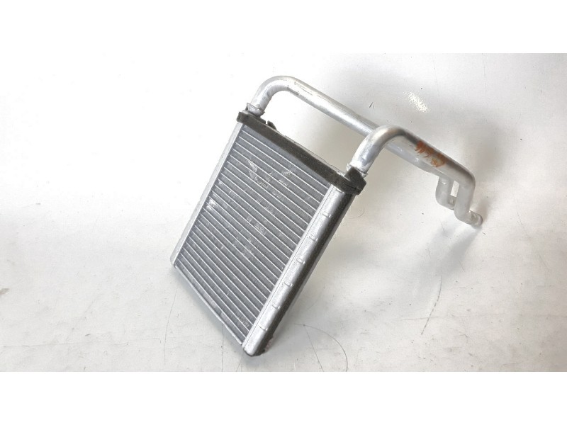 Recambio de radiador calefaccion / aire acondicionado para kia rio (yb) 1.2 cat referencia OEM IAM 97138H8100  
