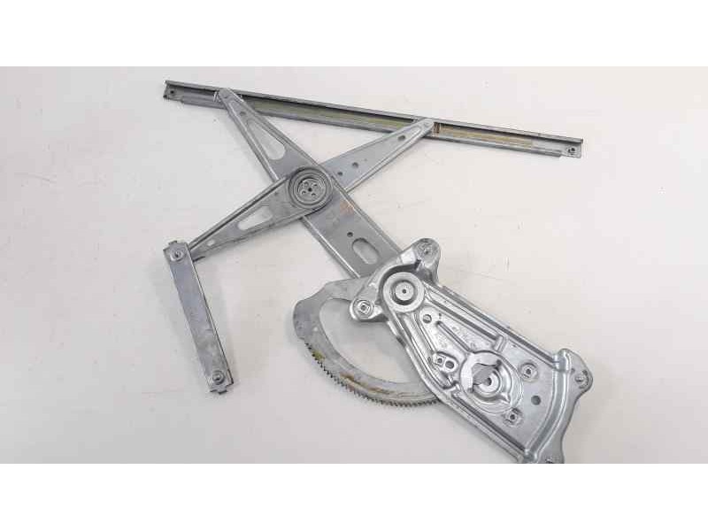 Recambio de elevalunas trasero izquierdo para renault scenic iii dynamique referencia OEM IAM 827210006R 106199119 115649