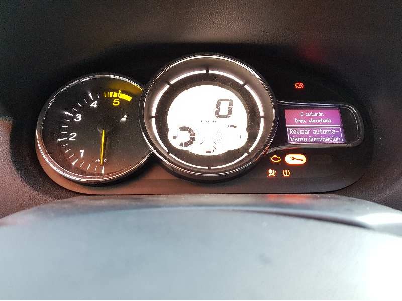 renault megane iii berlina 5 p del año 2015