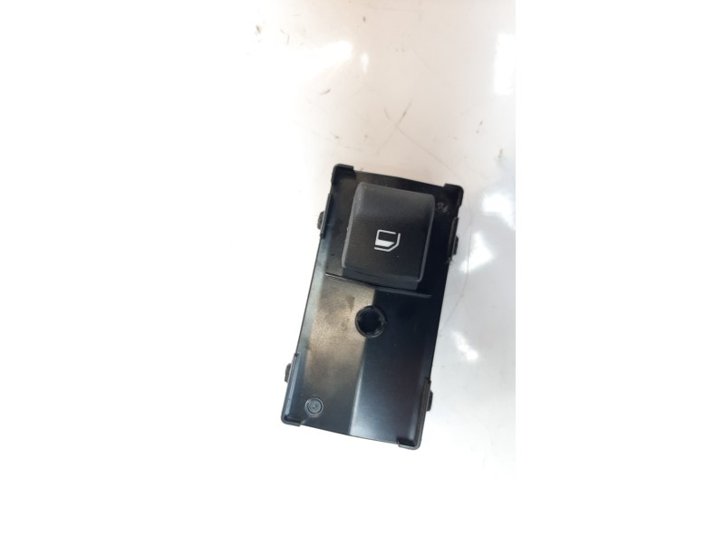 Recambio de mando elevalunas trasero izquierdo para kia sportage referencia OEM IAM 93581R2000  