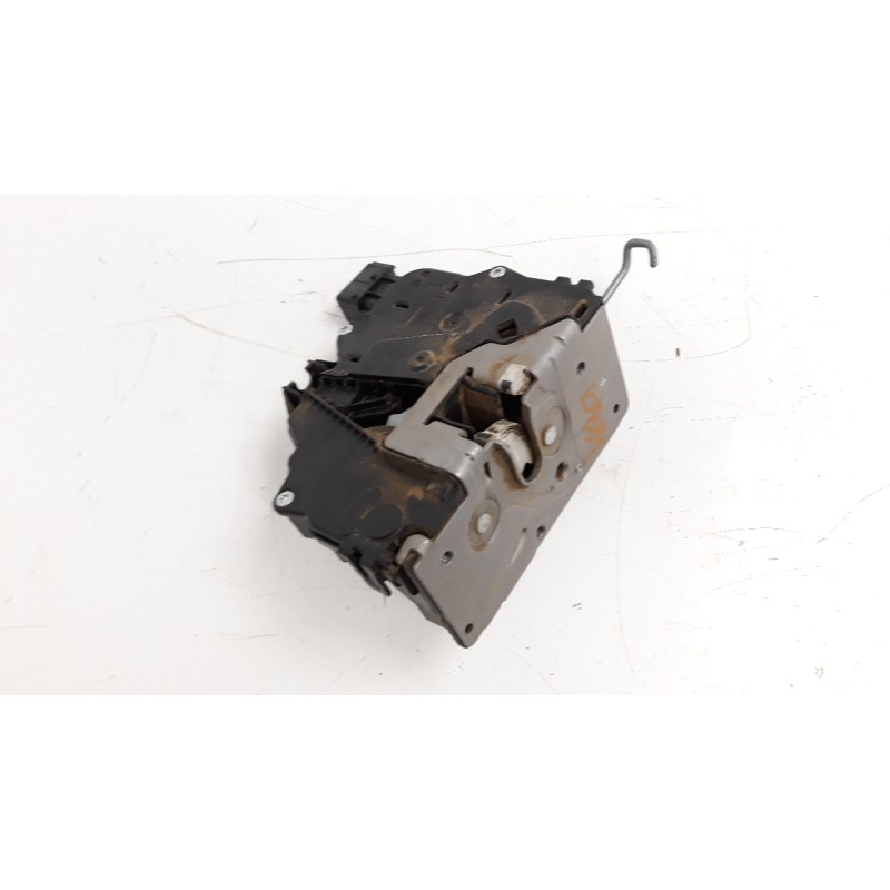 Recambio de cerradura puerta delantera derecha para opel corsa e 1.4 referencia OEM IAM 13431840  