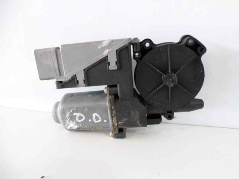 Recambio de motor elevalunas delantero derecho para citroen c3 1.4 hdi vivace referencia OEM IAM 400618F  