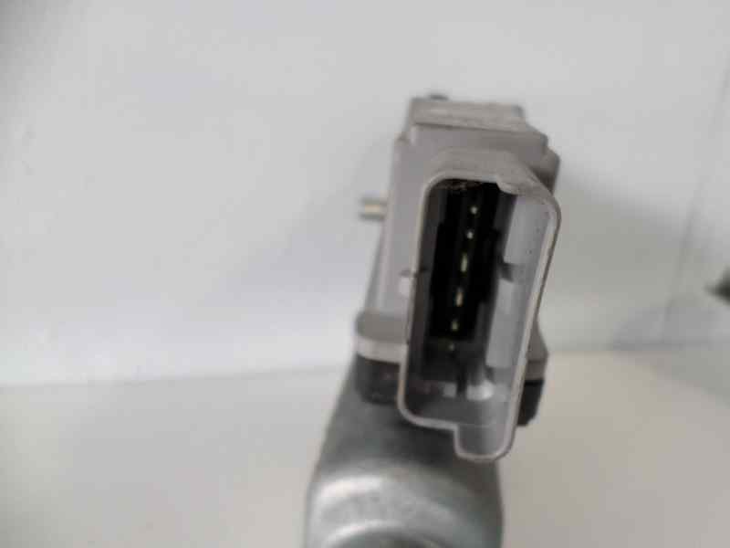 Recambio de motor elevalunas delantero derecho para citroen c3 1.4 hdi vivace referencia OEM IAM 400618F  