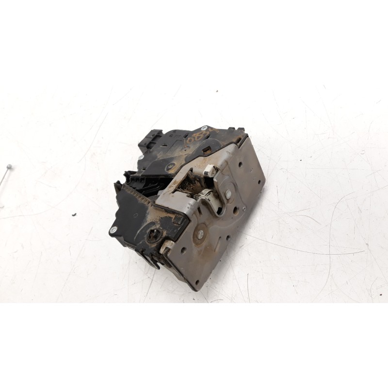 Recambio de cerradura puerta trasera derecha para opel corsa e 1.4 referencia OEM IAM 13431845  