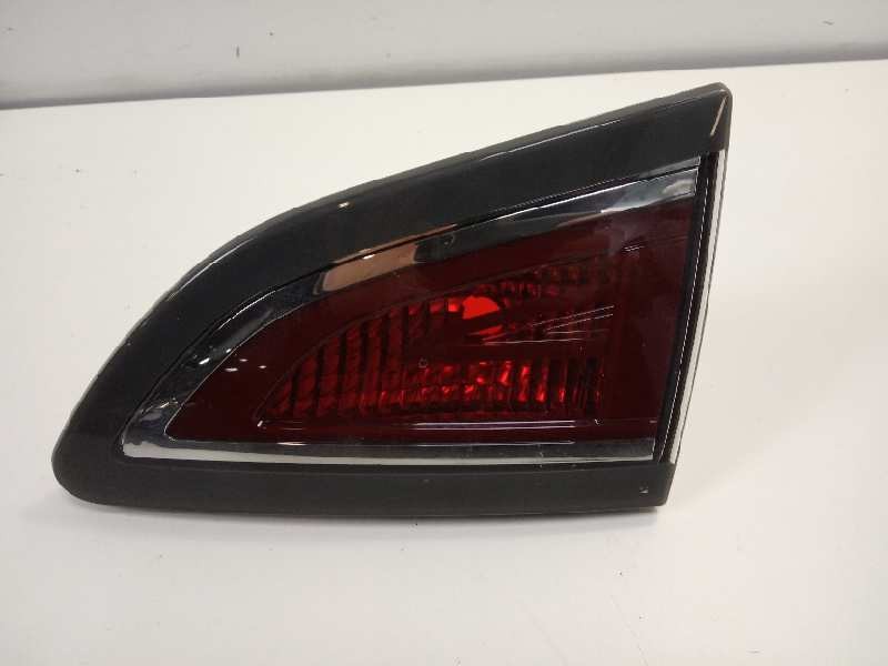 Recambio de piloto trasero derecho para renault scenic iii dynamique referencia OEM IAM 265550018R  