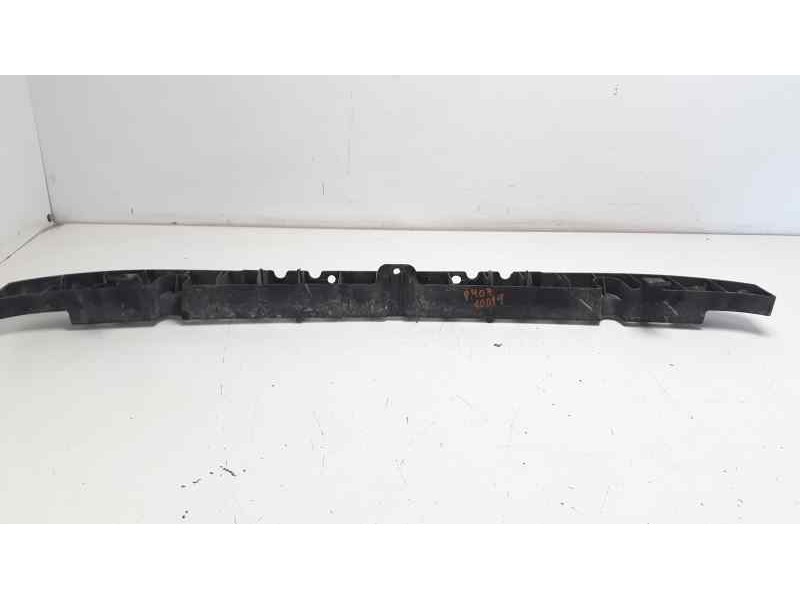 Recambio de travesaño inferior para peugeot 407 2.0 16v hdi fap referencia OEM IAM 9644646380  