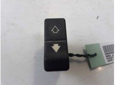 Recambio de mando elevalunas delantero izquierdo para peugeot 605 2.0 cat referencia OEM IAM 22630  